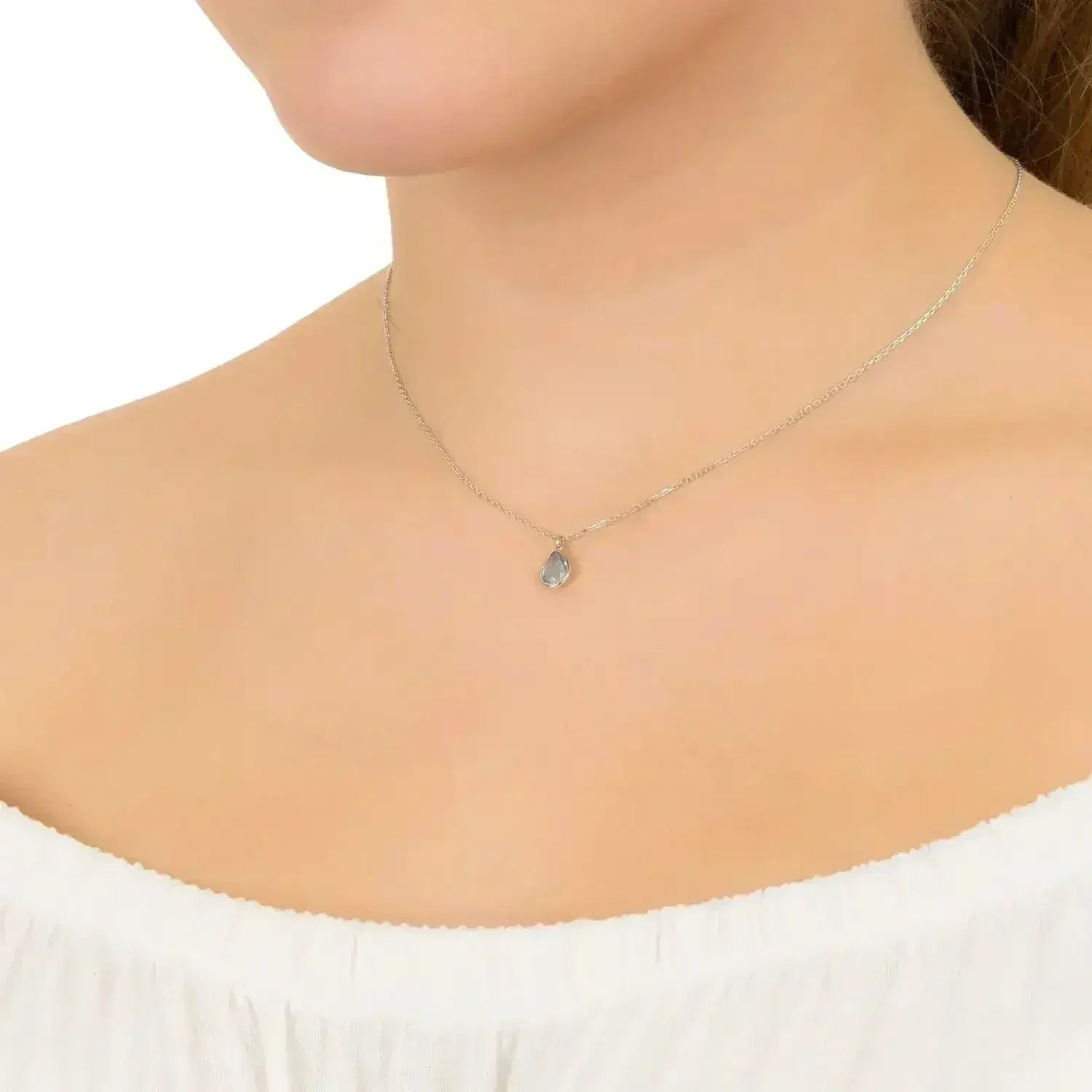 Pisa Mini Teardrop Necklace Silver Rose Quartz - Femstylo