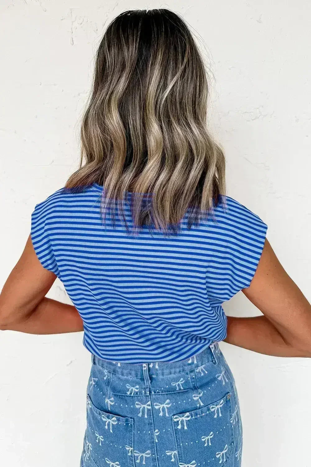 Black Stripe Ribbed Cap Sleeve Round Neck T Shirt - Femstylo