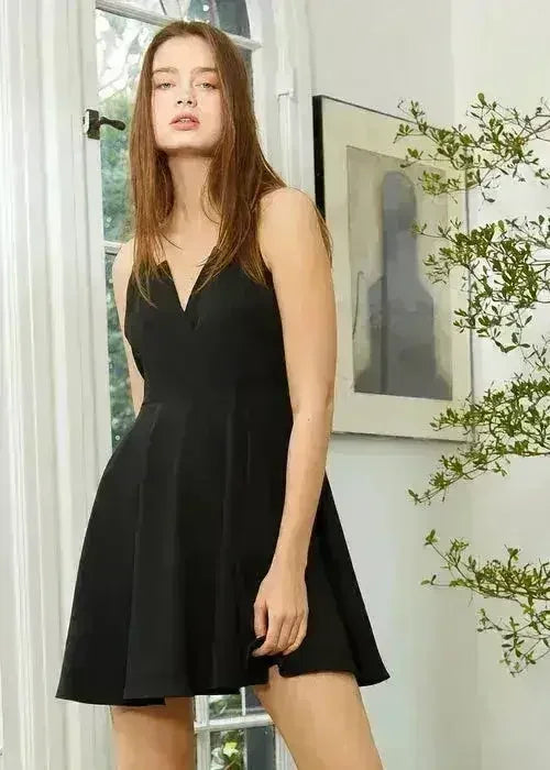 Women's V-Neck Spaghetti Strap Cocktail Dress - Femstylo