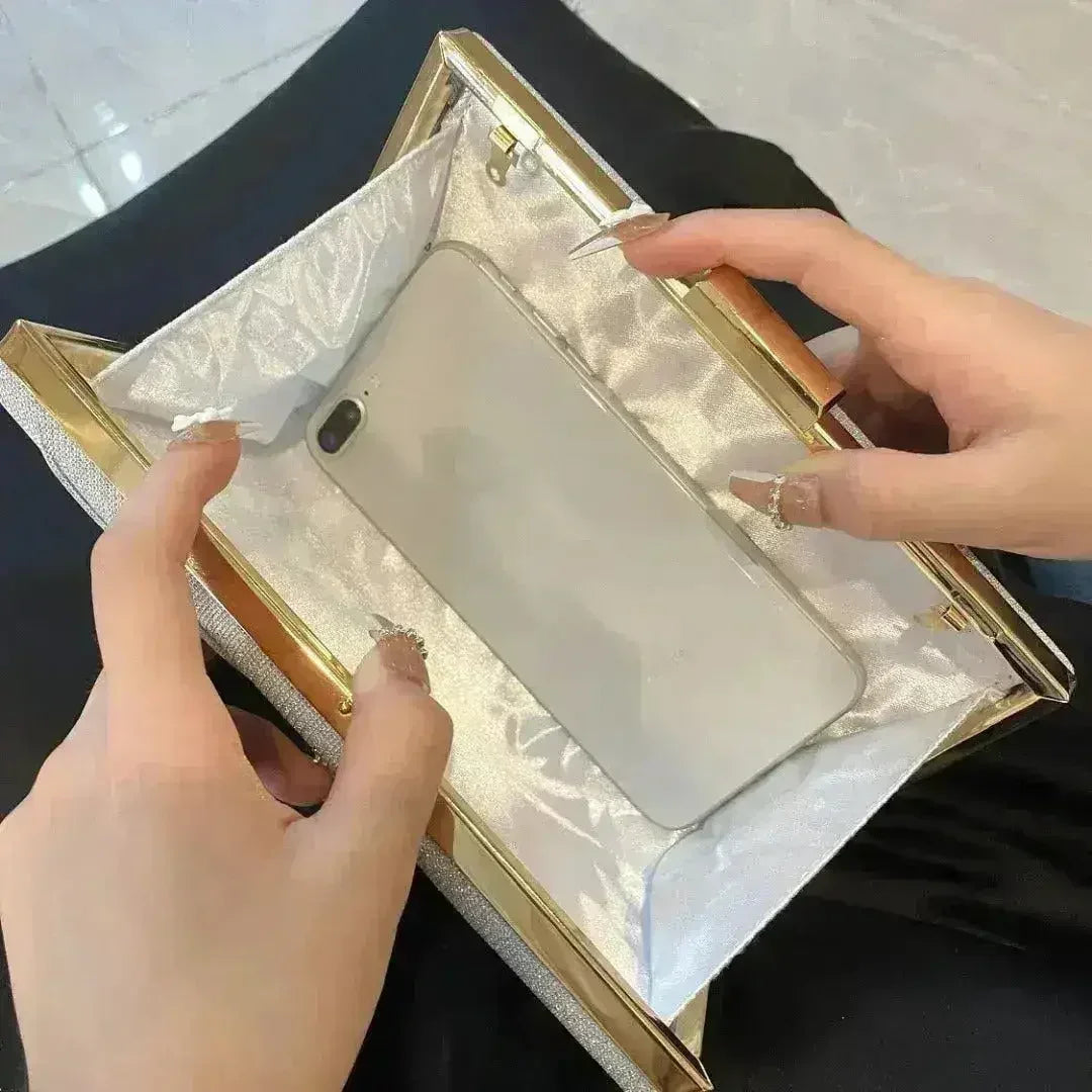Diamond button-filled square clutch bag Diagonal wedding birthday - Femstylo