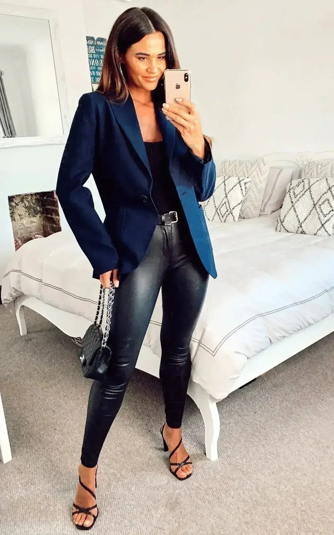 De La Creme - Womens Patch Pocket Tailored Fit Blazer - Femstylo