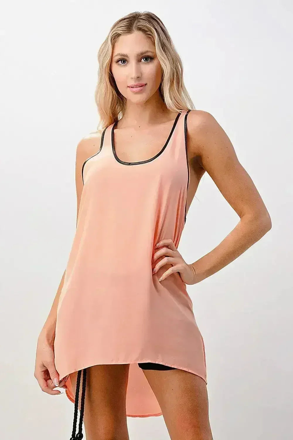 Scoop Neck Tank Top with Contrast Trim - Femstylo
