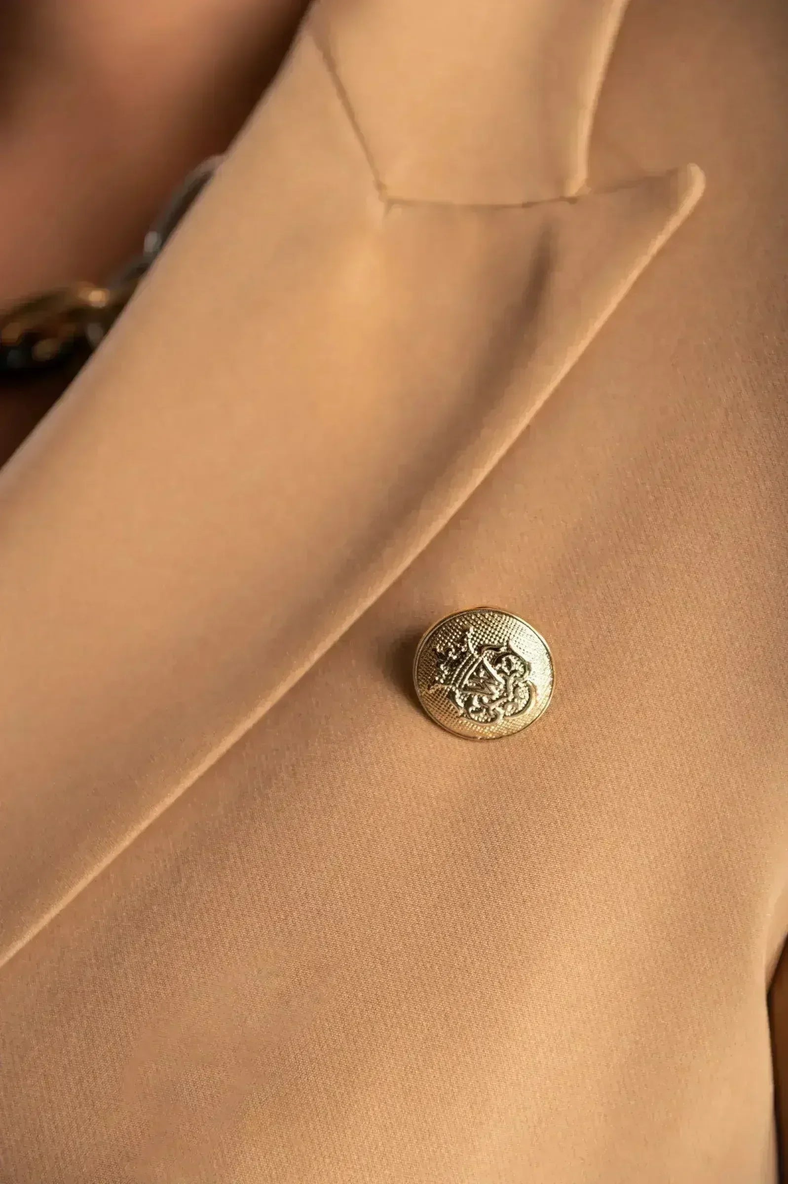 Blazer s klasičnim ovratnikom Caorla, kamelja - Femstylo