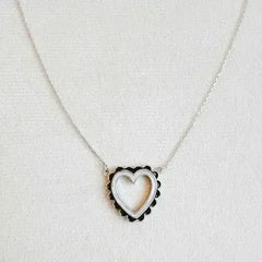 Scallop Edge Heart Necklace - 18k Gold Plated | Femstylo - Femstylo