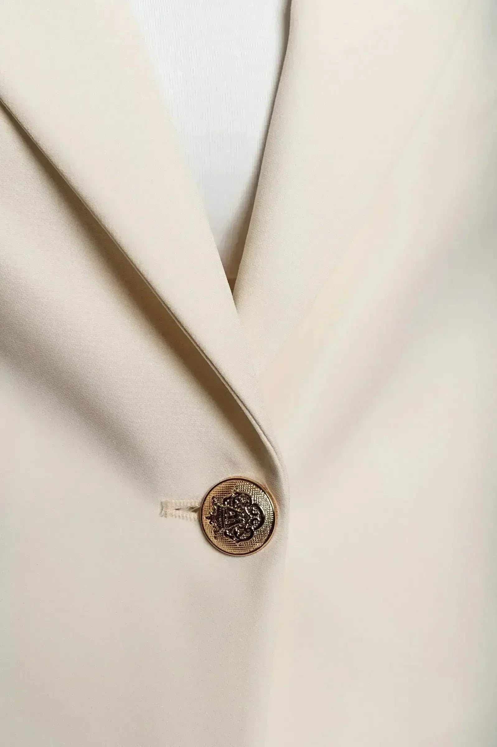 Beige Classic Blazer - Italian Made | Code 4704BLAZER - Femstylo