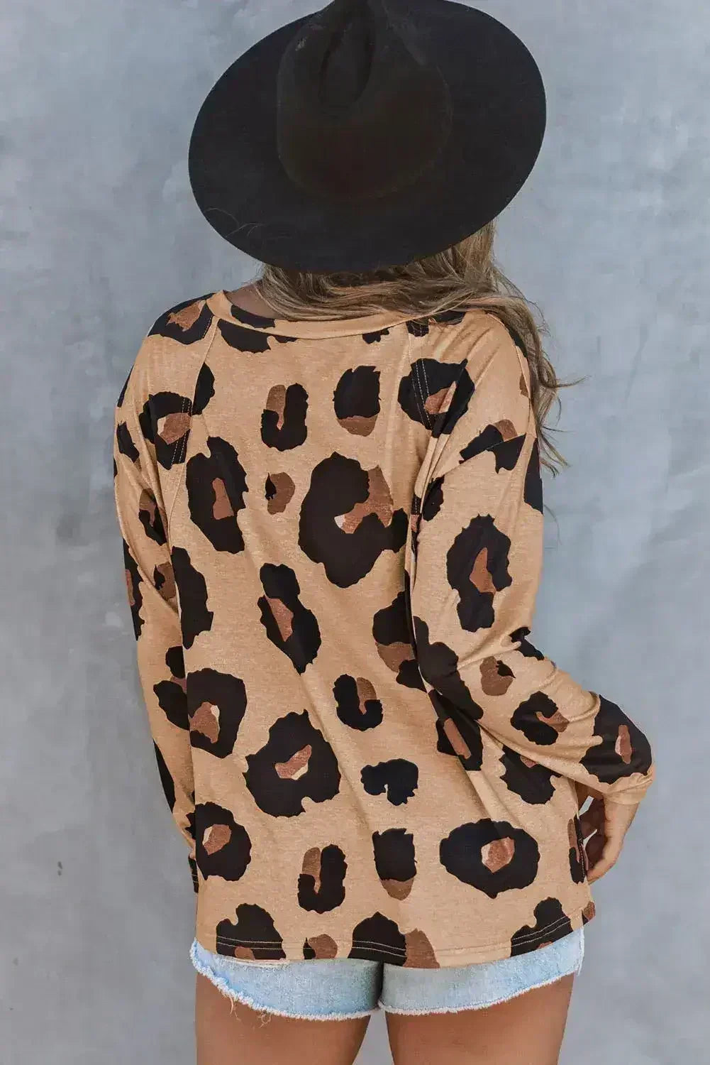 Leopard Print Long Sleeve Loose Top - Femstylo