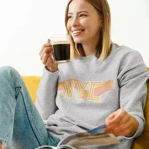 NYC Retro 70's Sweatshirt – Vintage Loose Fit Crewneck - Femstylo