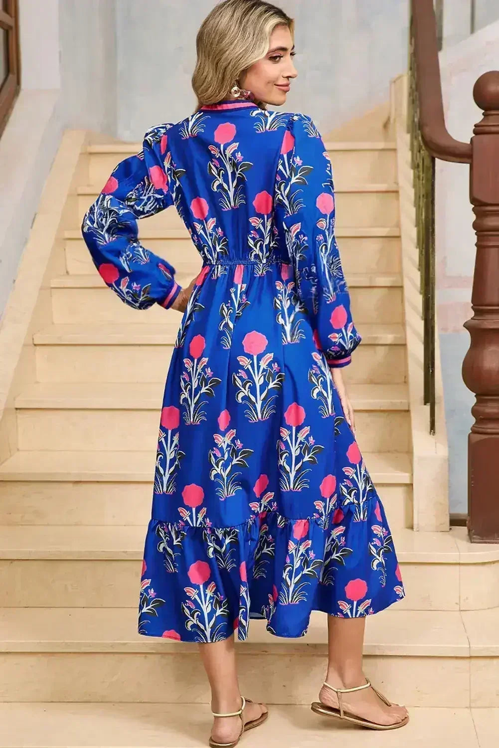 Blue Floral Print Pop of Color Neckline Long Sleeve Midi Dress - Femstylo