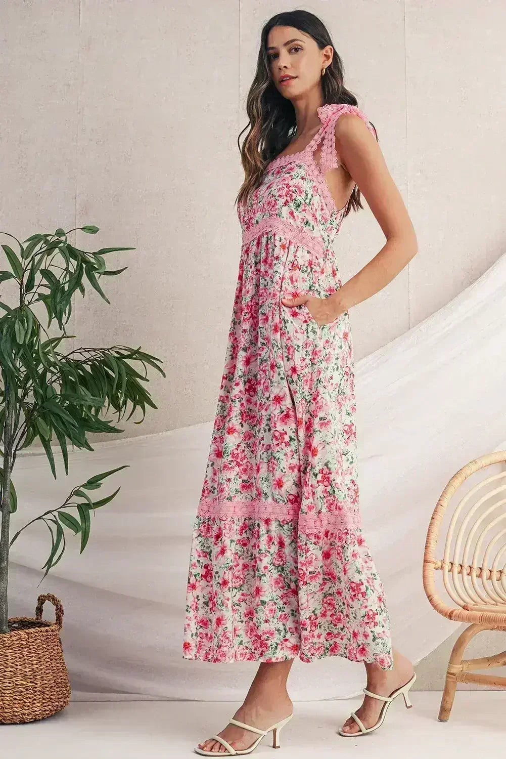 Green Floral Lace Tied Strap Empire Waist Maxi Dress - Femstylo