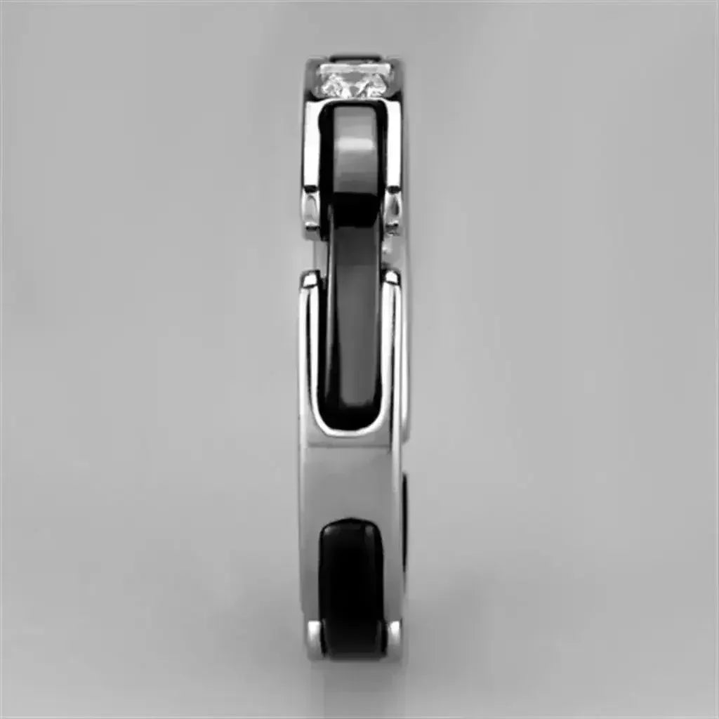3W962 - High polished (no plating) Stainless Steel Ring with Ceramic - Femstylo