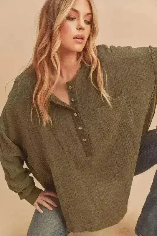 Aemi + Co Exposed Seam Raw Hem Half Button Top - Femstylo