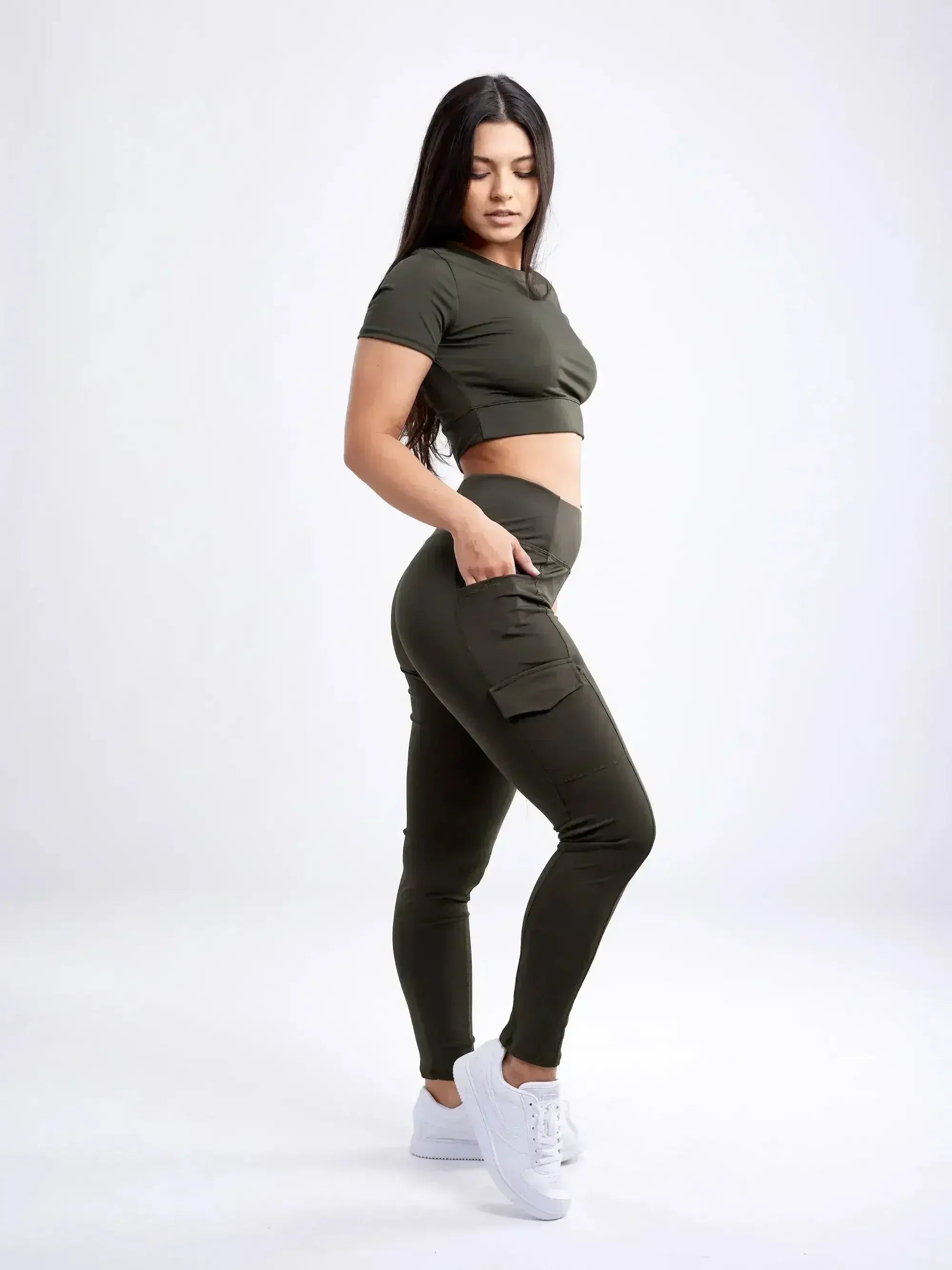Women's Lightweight Short-Sleeve Crop Top - Workout & Casual - Femstylo