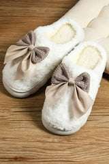 White Contrast Bowknot Applique Plush Winter Slippers - Femstylo
