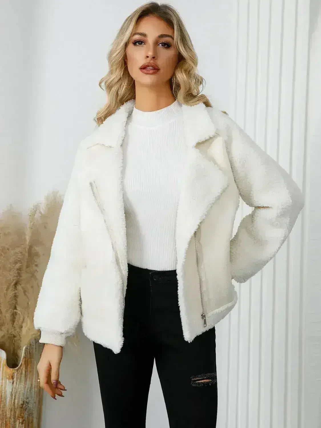 Pocketed Sherpa Zip Up Long Sleeve Jacket - Femstylo