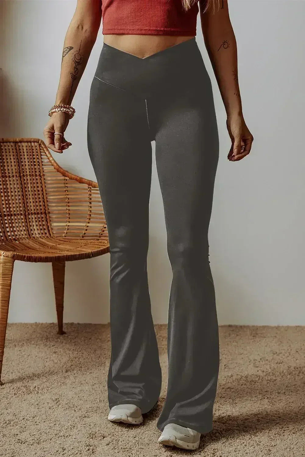 Dark Grey V Shape High Waist Flared Leggings - Femstylo