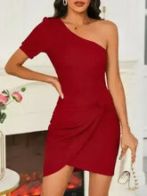 Twisted Single Shoulder Short Sleeve Dress - Femstylo