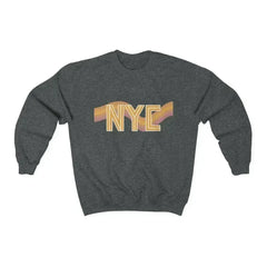 NYC Retro 70's Sweatshirt – Vintage Loose Fit Crewneck - Femstylo