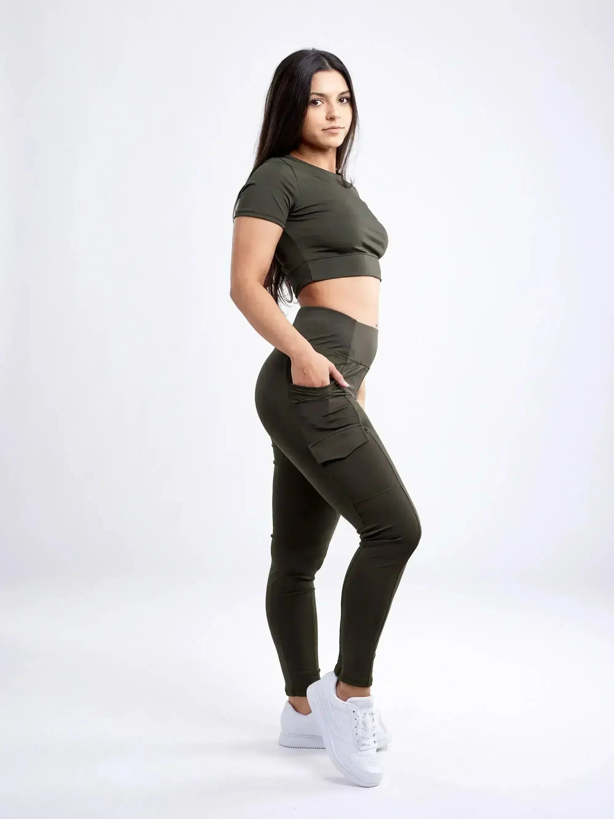 Women's Lightweight Short-Sleeve Crop Top - Workout & Casual - Femstylo