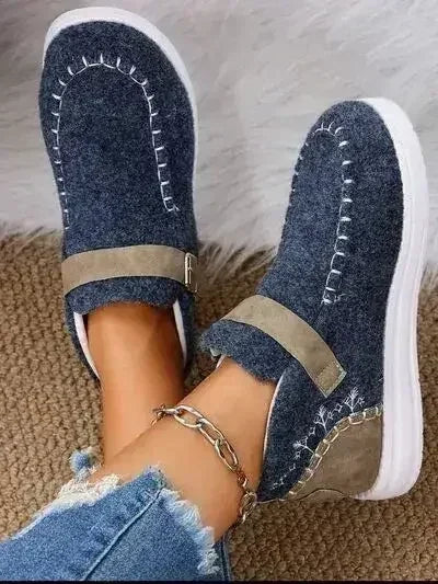 Contrast Round Toe Buckle Sneakers - Femstylo