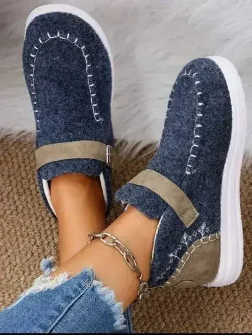 Contrast Round Toe Buckle Sneakers - Femstylo
