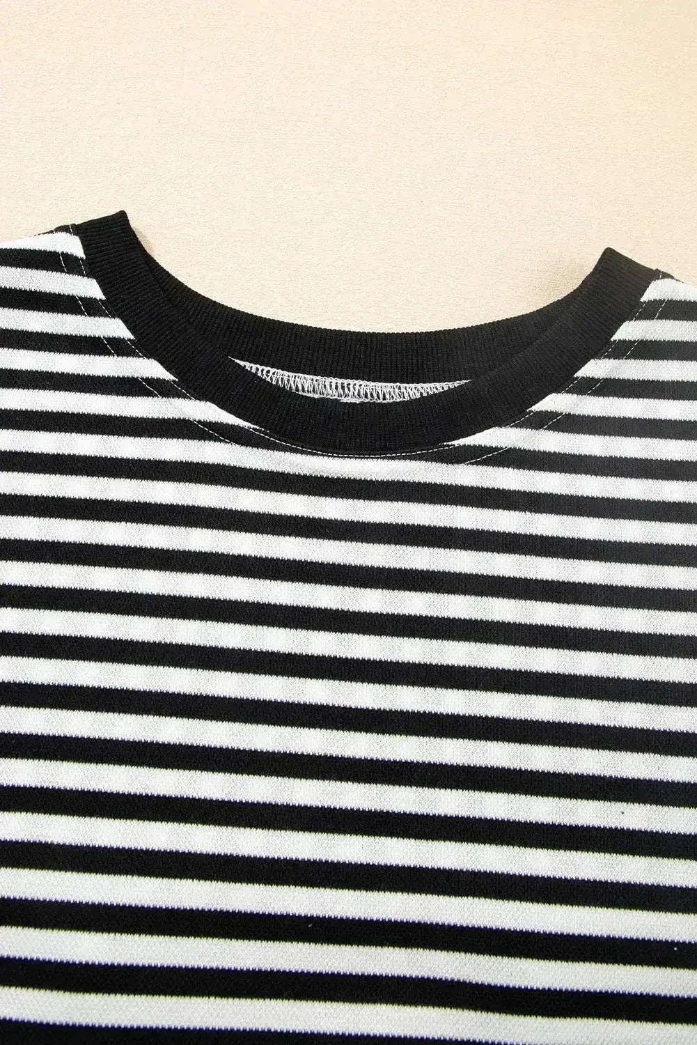 Black Stripe Bowknot Backless T-Shirt - Femstylo