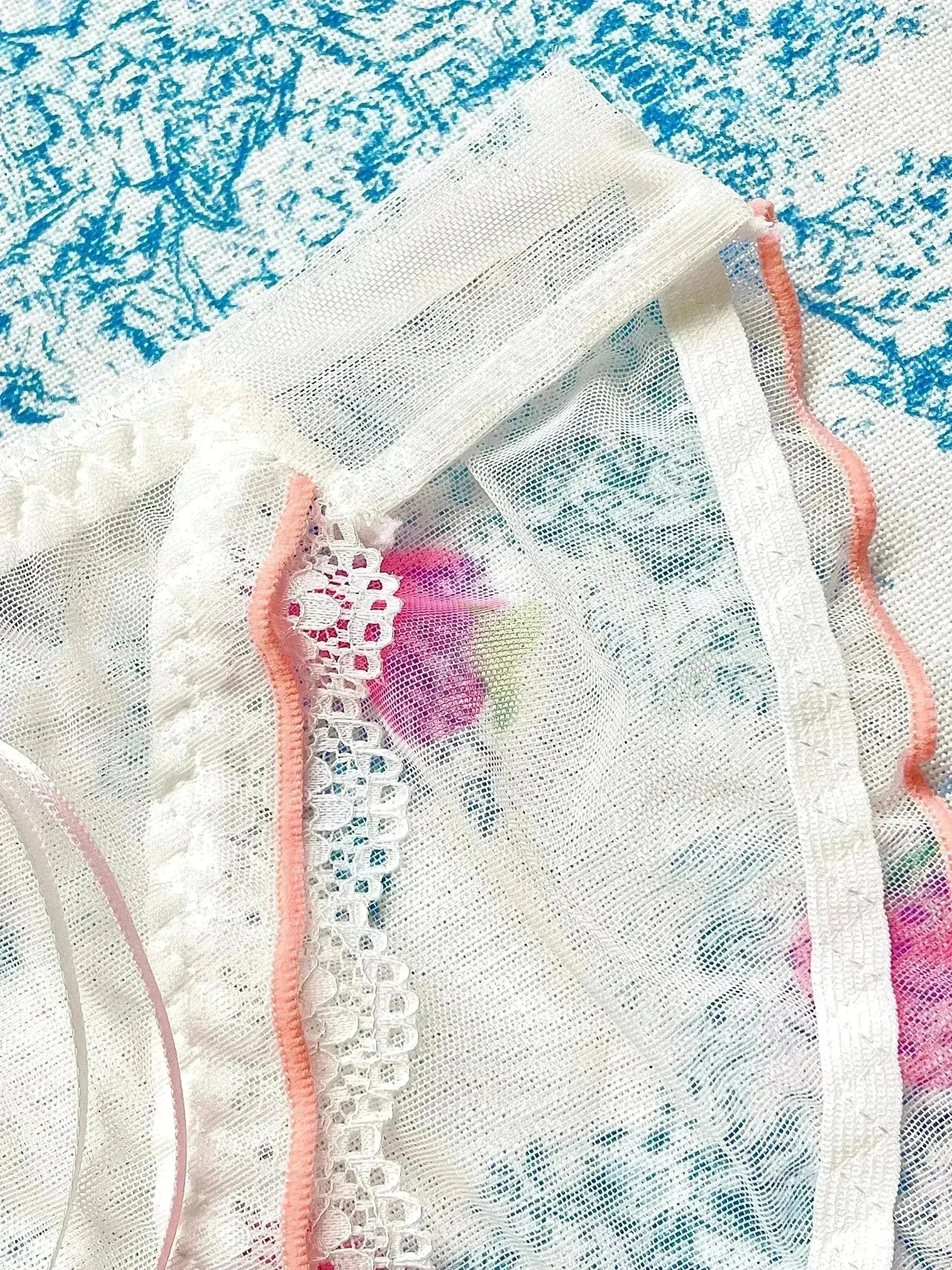 White Mesh Strawberry Panty - Femstylo