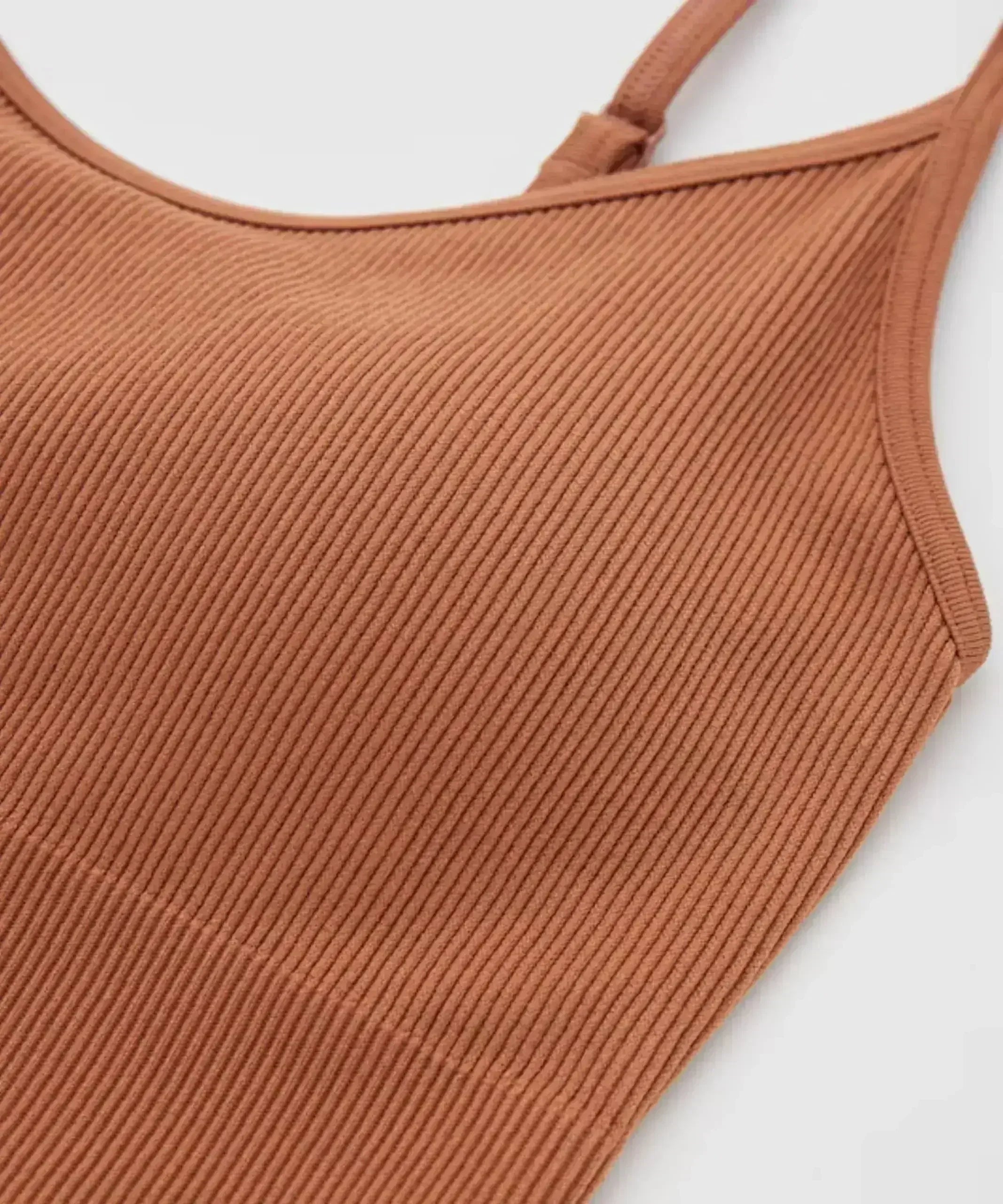 Isadora Paccini Ribbed Crop Top - Sleeveless Scoop Neck - Femstylo