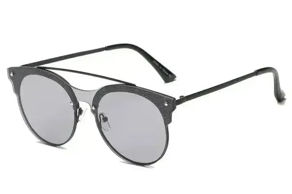 Classic Round Fashion Sunglasses - Femstylo
