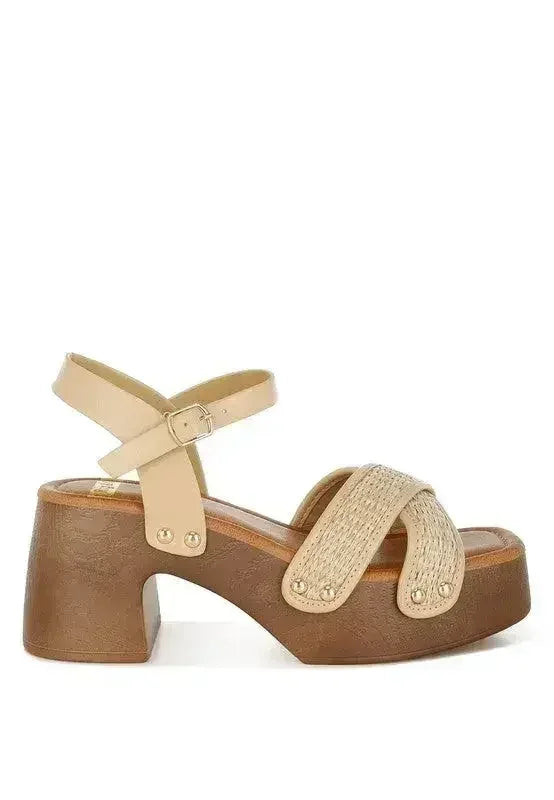 Qasa Studded Raffia Clog Sandals - Femstylo