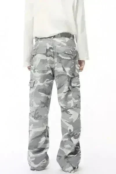 Camouflage Cargo Jeans with Pockets - Femstylo