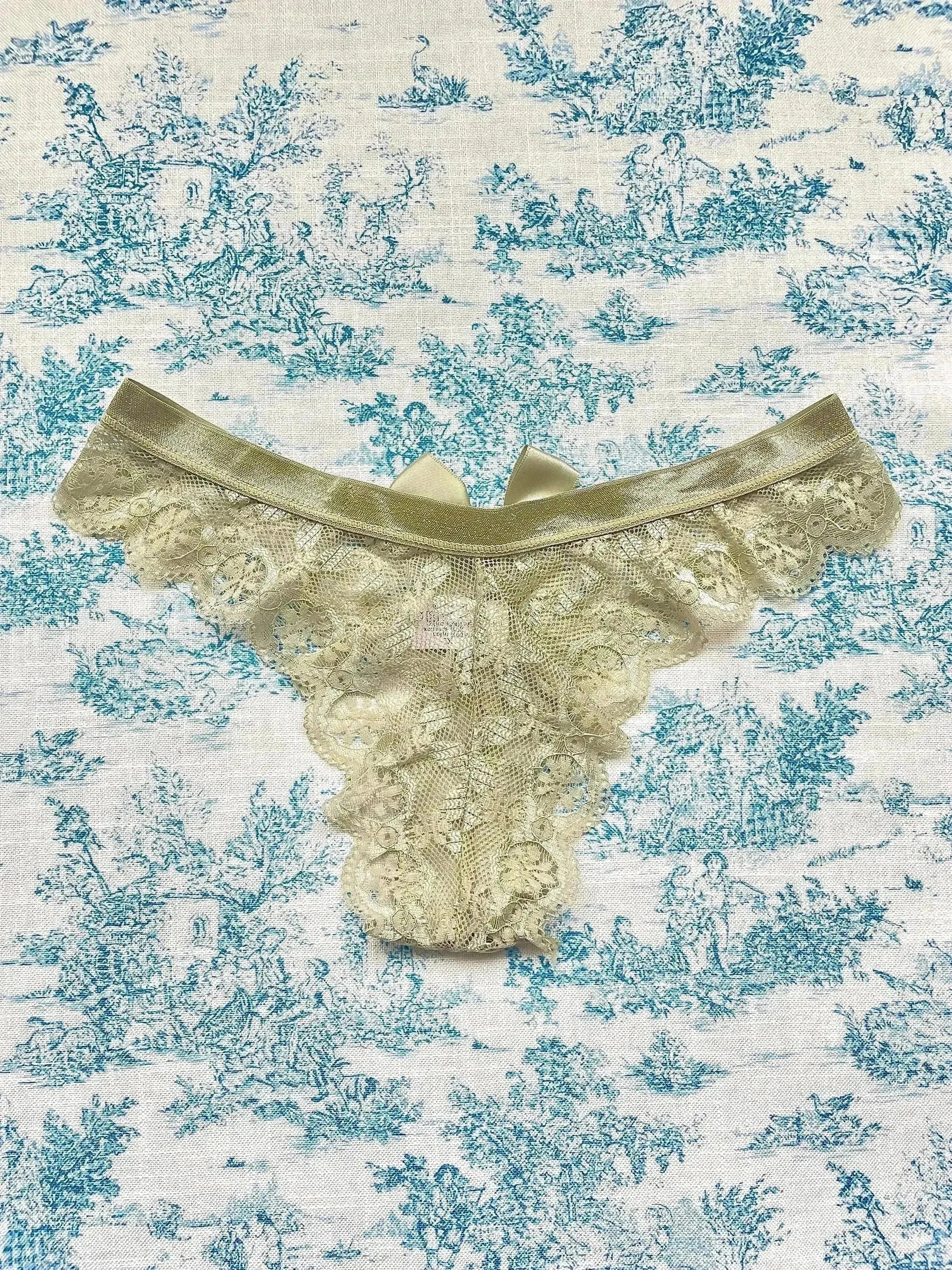 Green Lace Bow Panty - Luxurious Cotton Lingerie | Femstylo - Femstylo