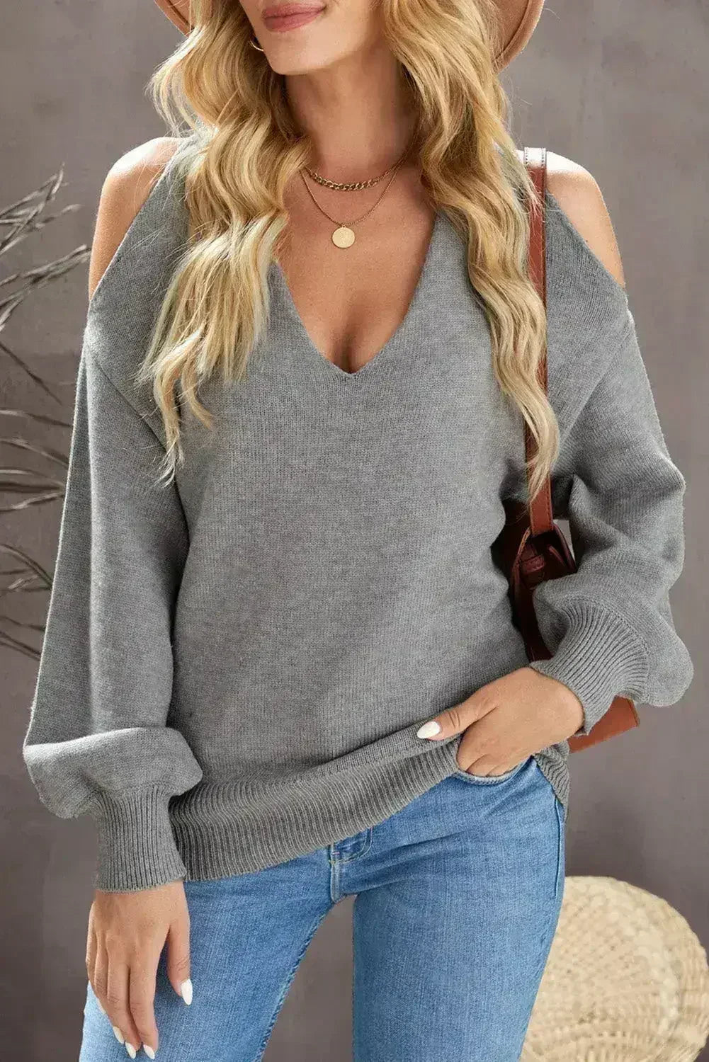 V Neck Cold Shoulder Sweater - Femstylo