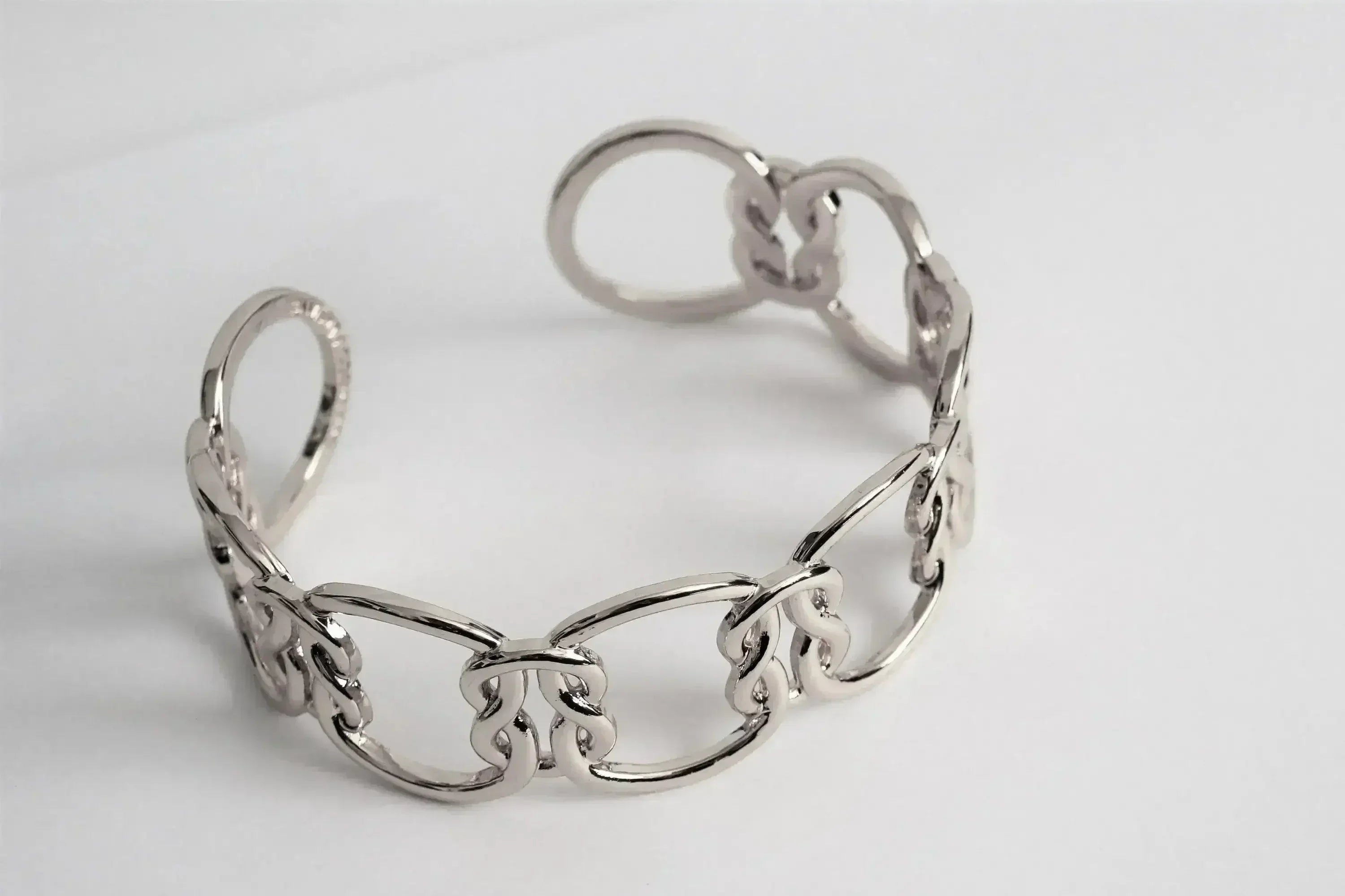 Love Knot Bracelet - Femstylo