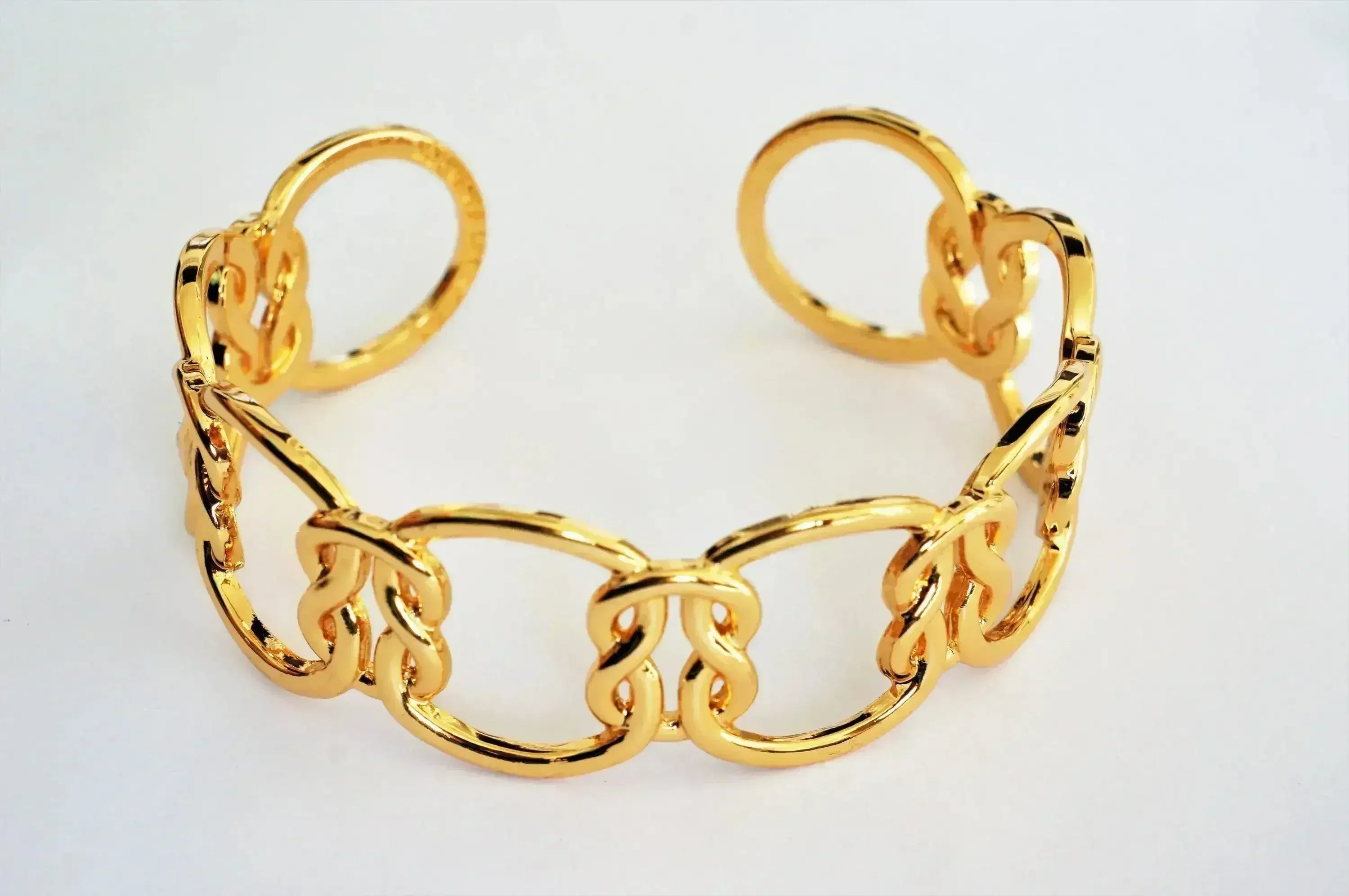 Love Knot Bracelet - Femstylo