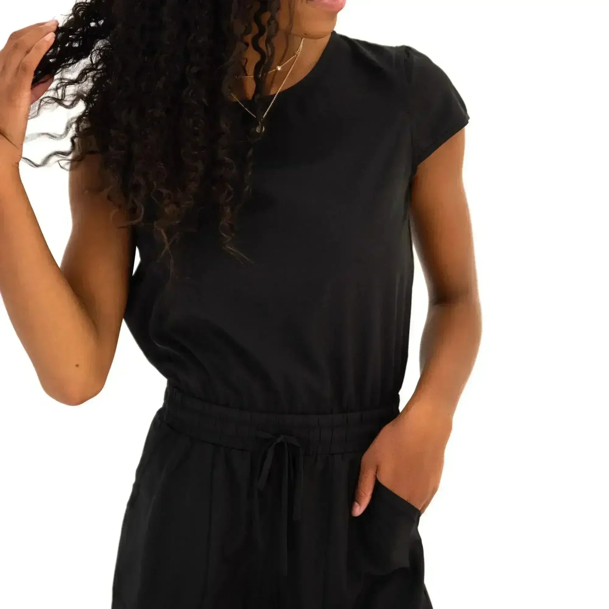 DT UNITY Jumpsuit in Black - Femstylo