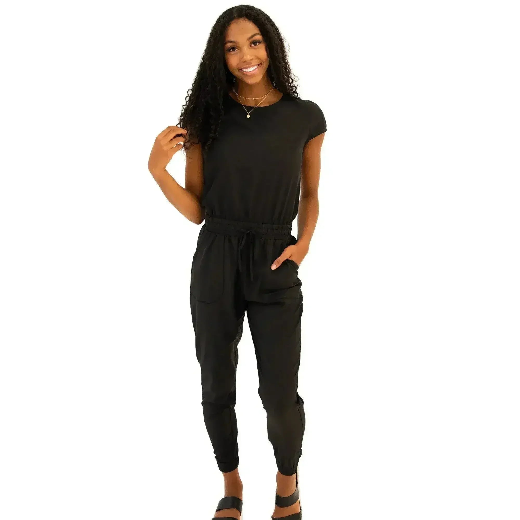 DT UNITY Jumpsuit in Black - Femstylo