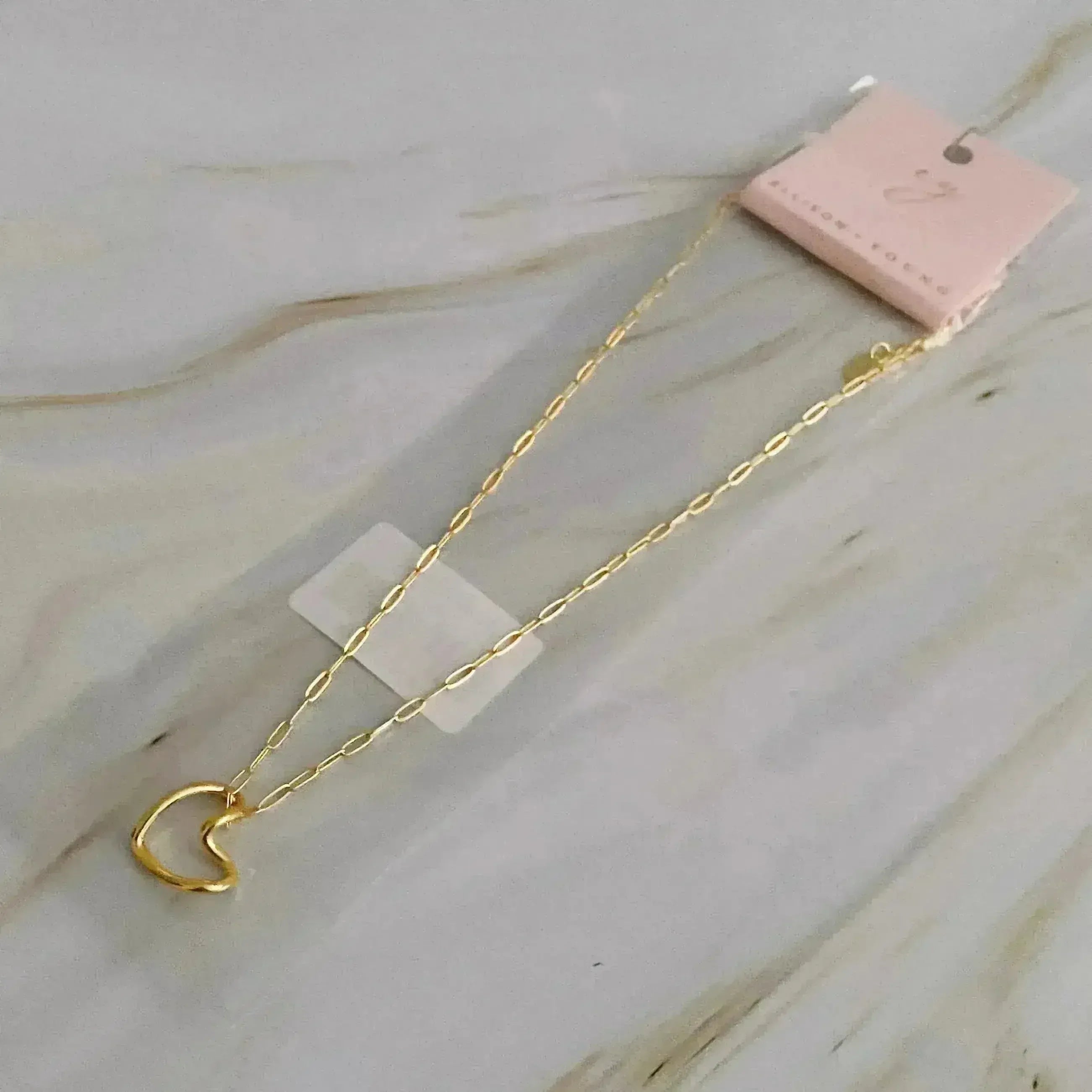 Heart And Chain Necklace - Femstylo