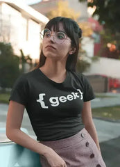 Geeks Women T-shirt - Femstylo