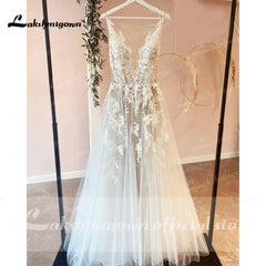 Sexy A-Line Backless Wedding Dress Customized Lace Applique Beaded Off White Tulle Wedding Gowns Trouwjurk Long Bridal Dress