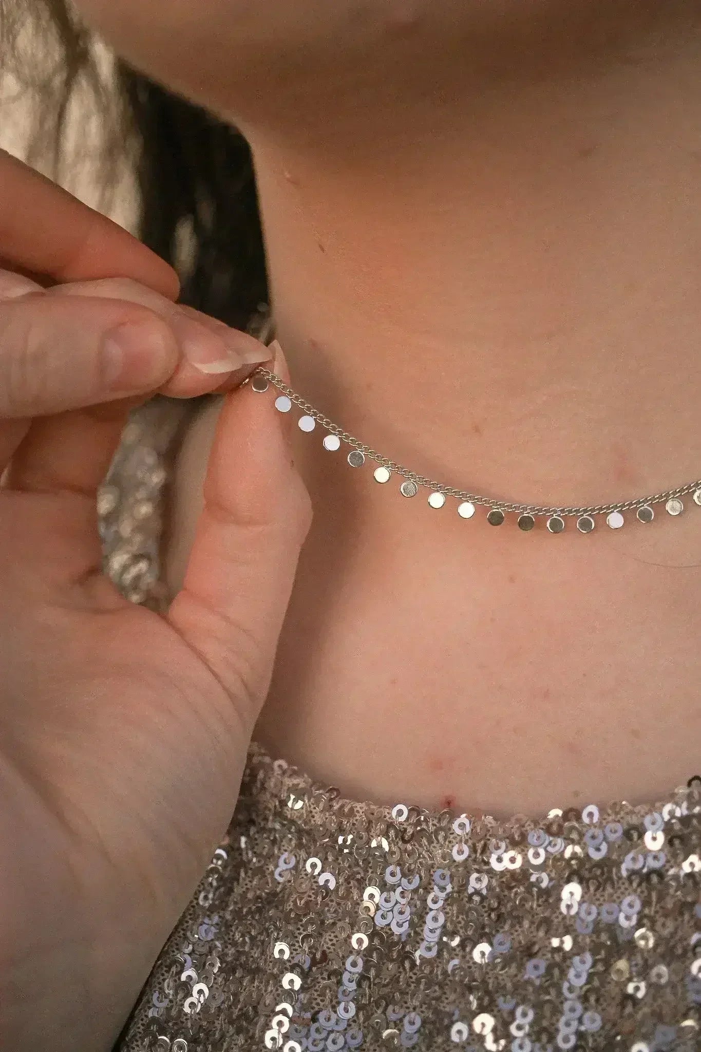 Sabrina Necklace in Rhodium Filled - Femstylo
