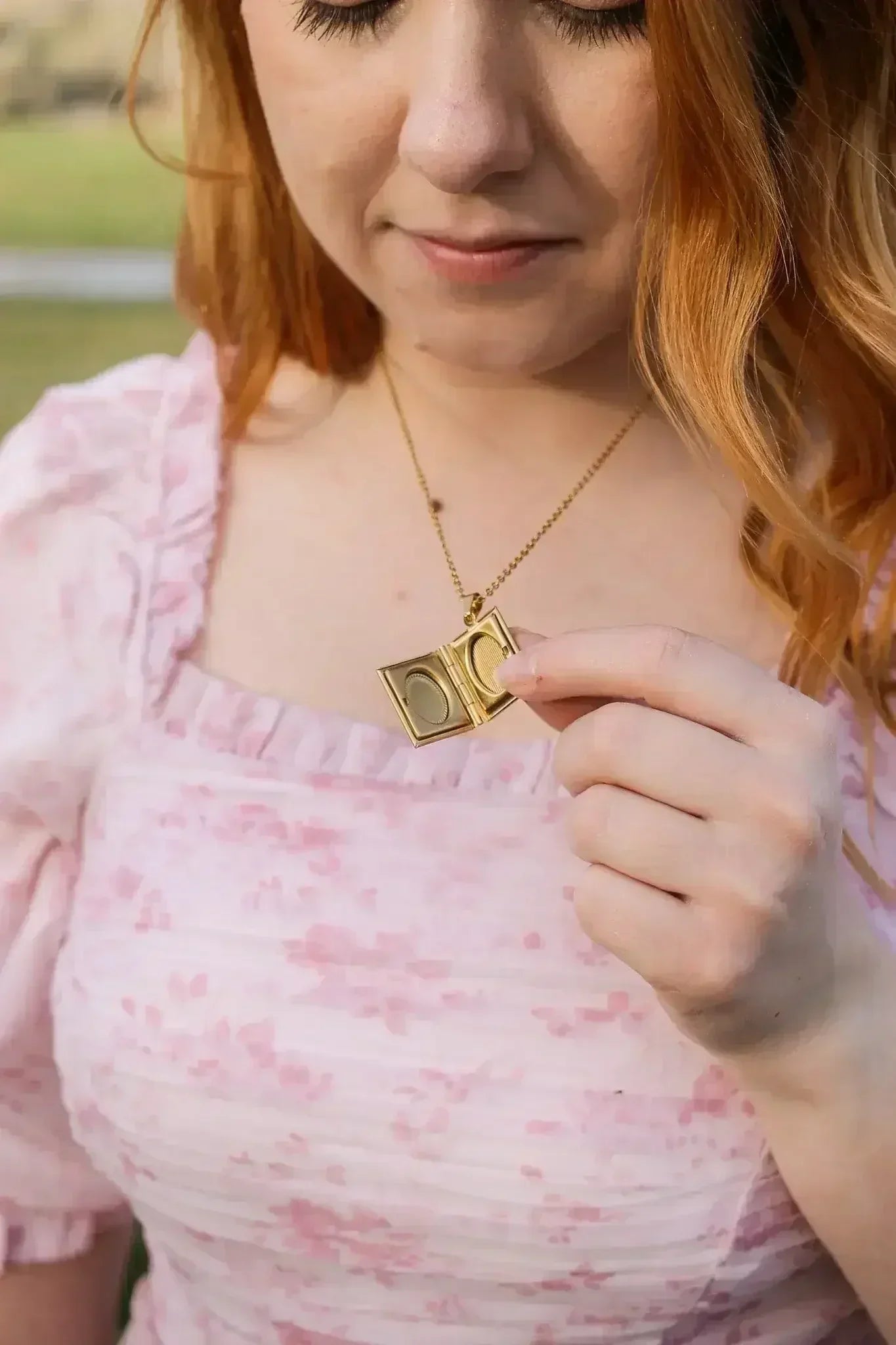 Library Locket - Femstylo