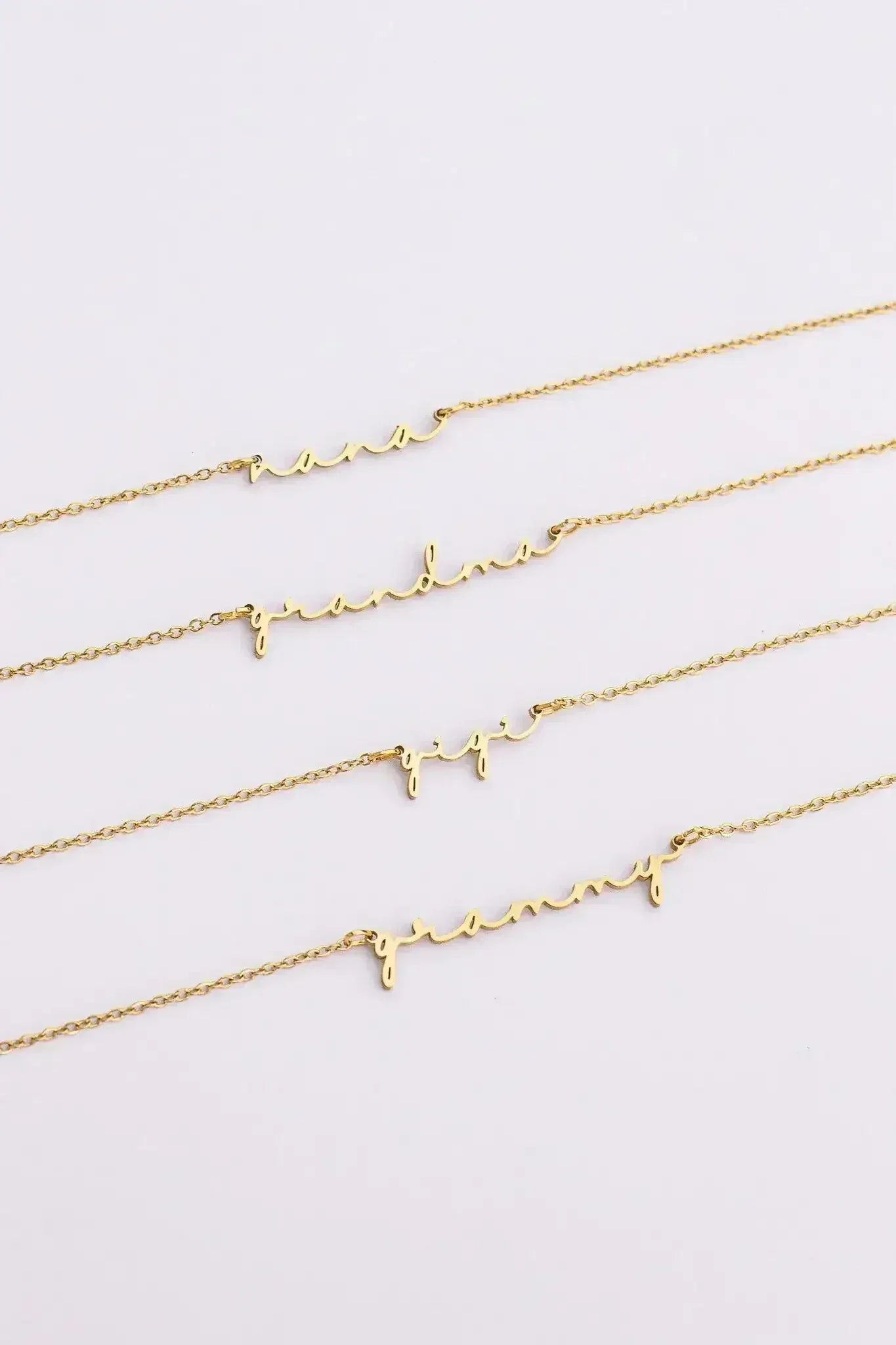 "Grammy" Necklace - Femstylo