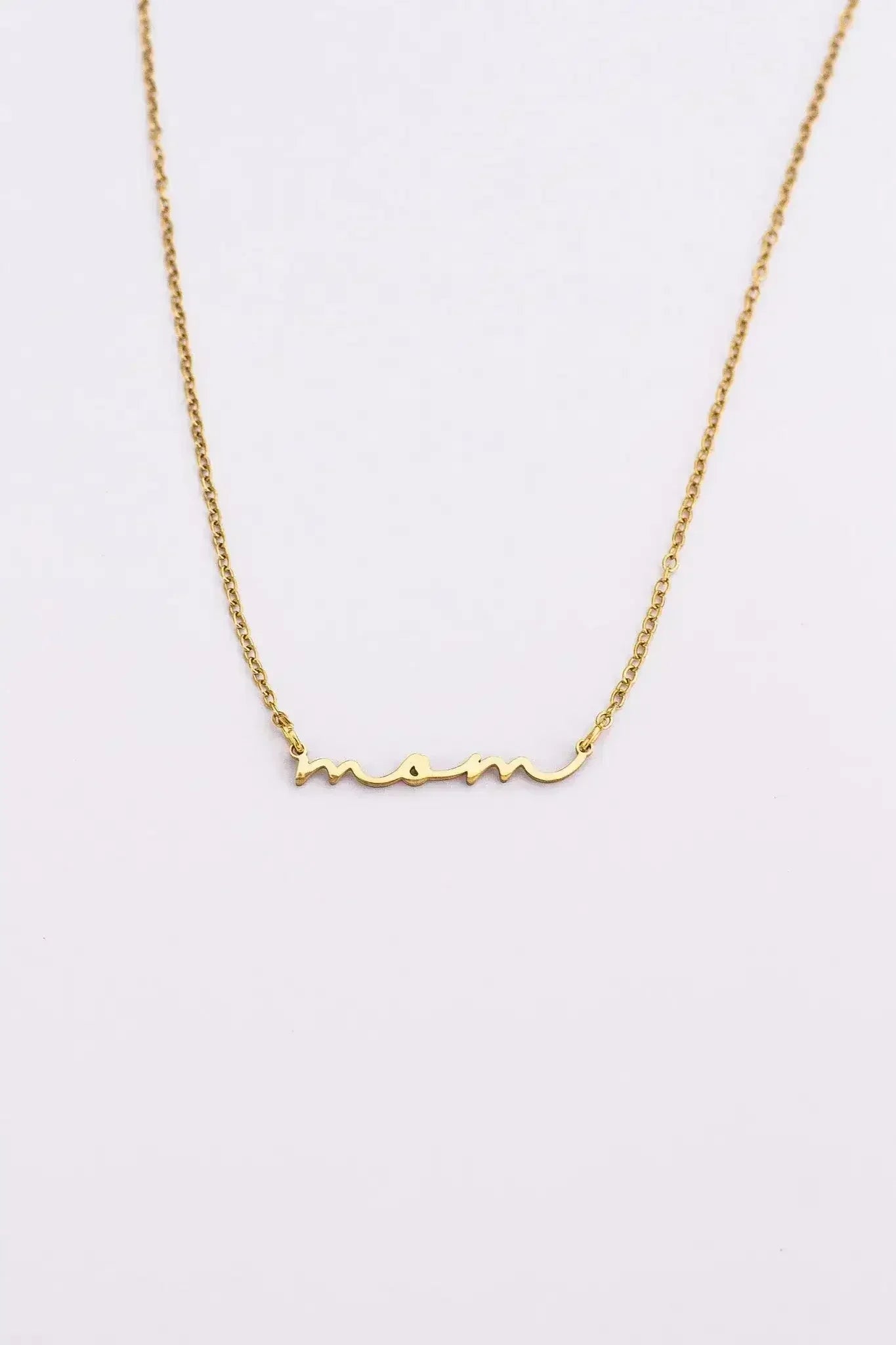 "Mom" Necklace - Femstylo