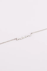 "Mom" Necklace - Femstylo