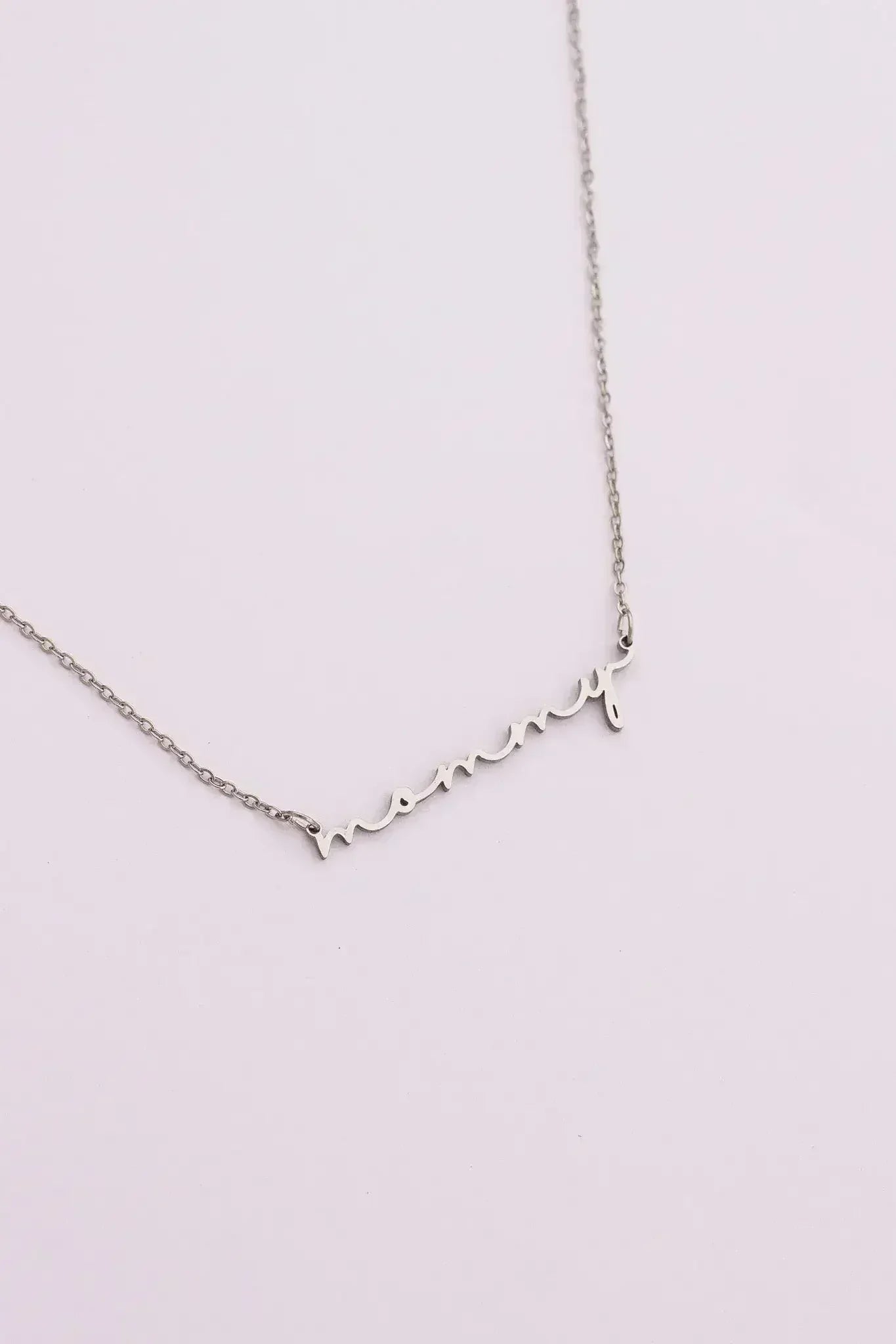 "Mommy" Necklace - Femstylo