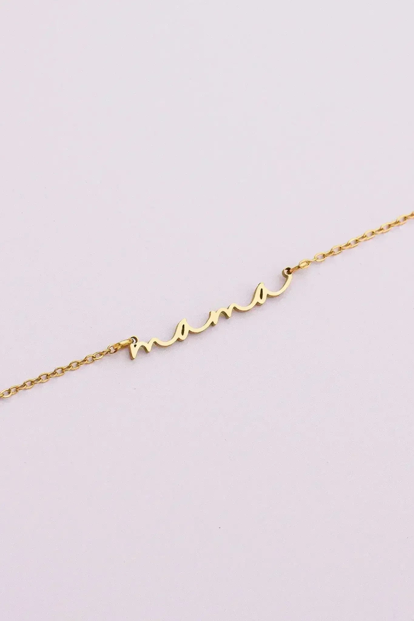 "Mama" Necklace - Femstylo