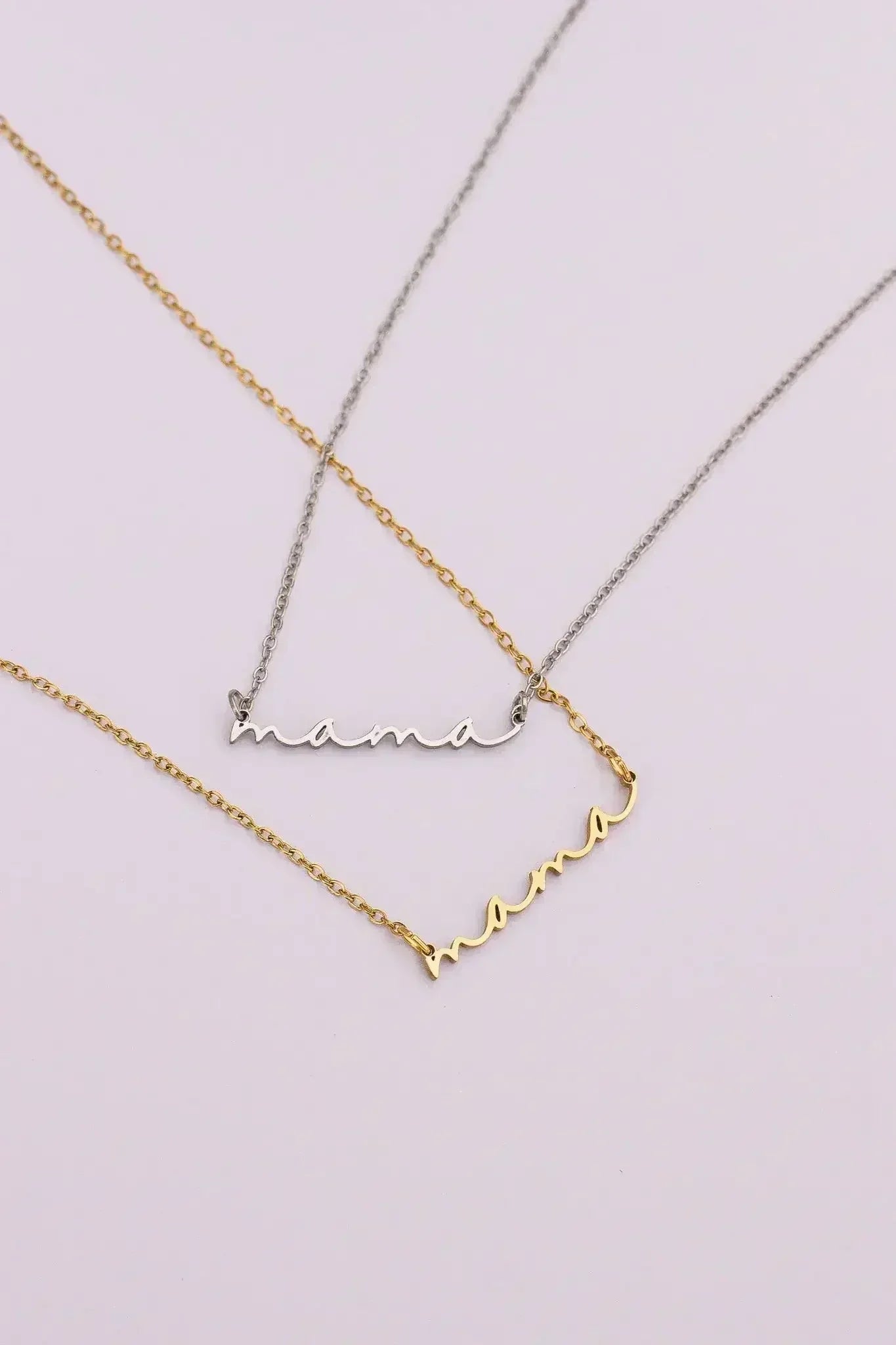 "Mama" Necklace - Femstylo
