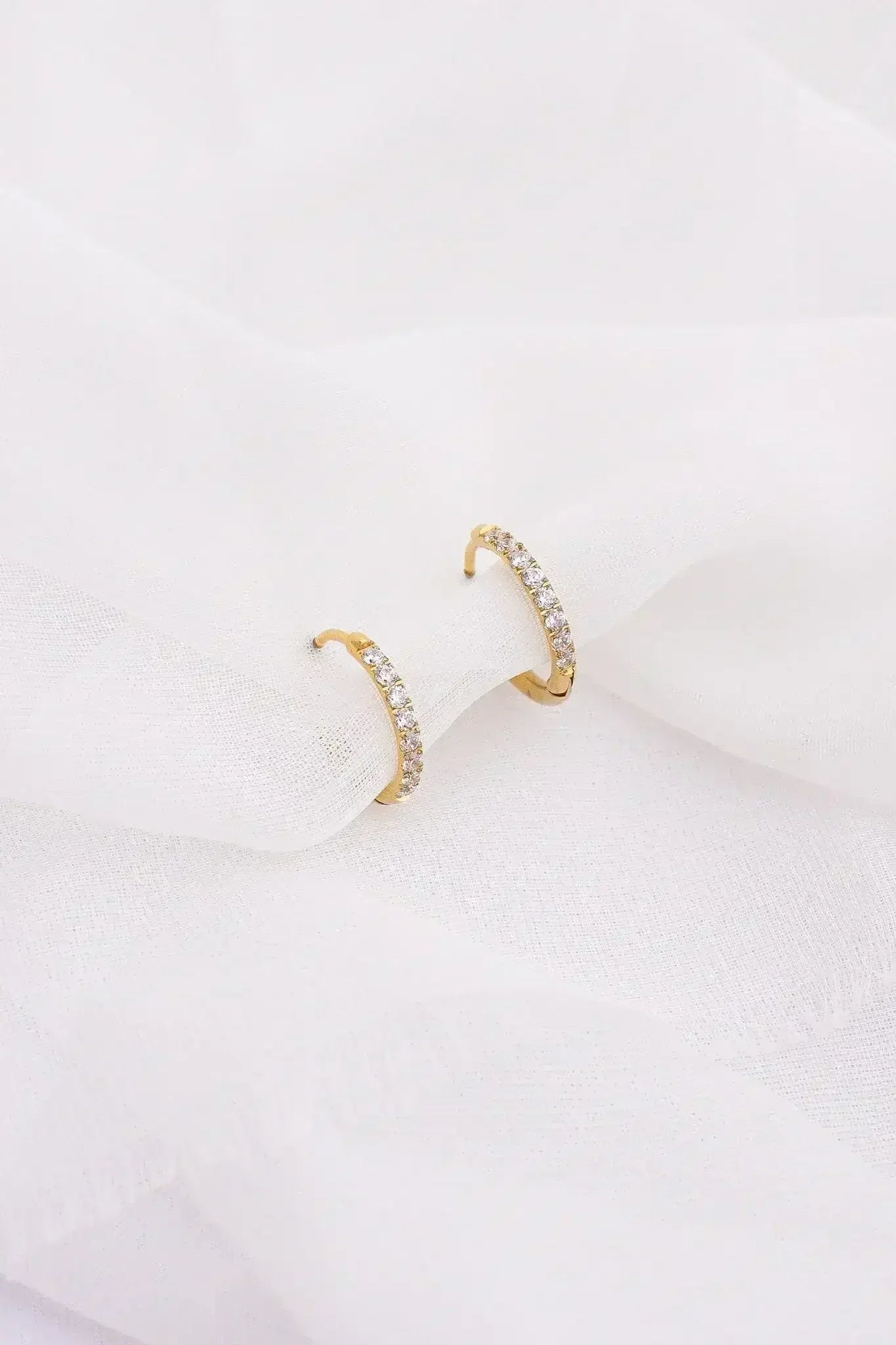 Mini Crystal Hoop - Femstylo