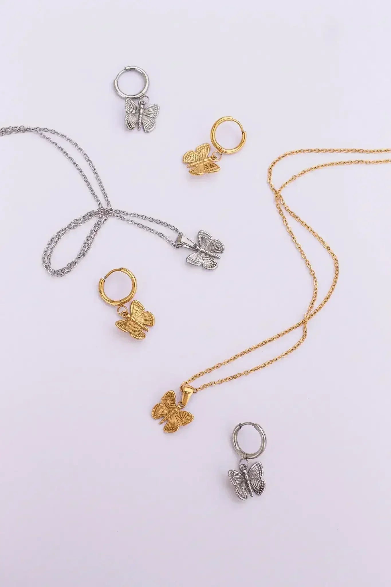 Butterfly Necklace - Femstylo