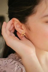 Azalea Stud in Gold - Femstylo